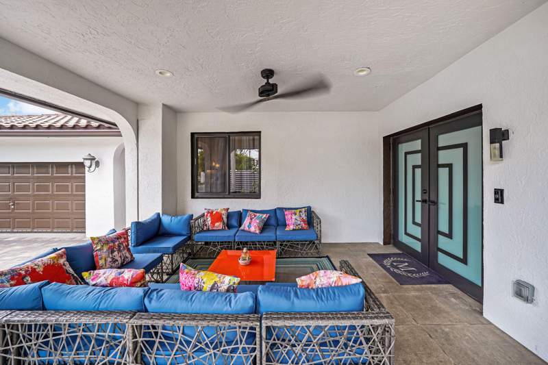 4 bedroom Single Family Residence at 608 SW 17th Street, Pinehurst Rev Pl Of Portions, Fort Lauderdale — photo 4