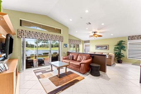 7289 Haviland Circle, Boynton Beach FL - photo 9 of 54
