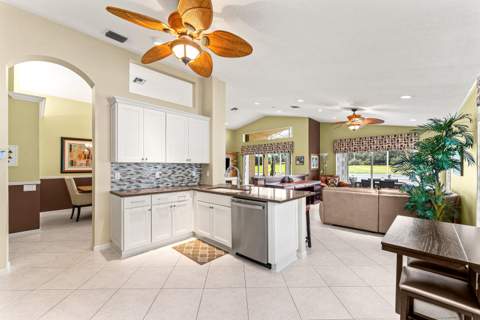 7289 Haviland Circle, Boynton Beach FL - photo 15 of 54