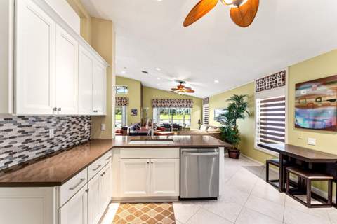 7289 Haviland Circle, Boynton Beach FL - photo 17 of 54