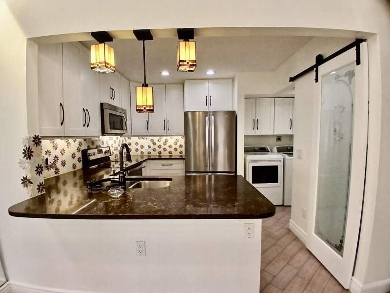 2 bedroom Townhouse at 4131 Palm Bay Circle #D, Lake Colony Ph II, West Palm Beach — photo 2
