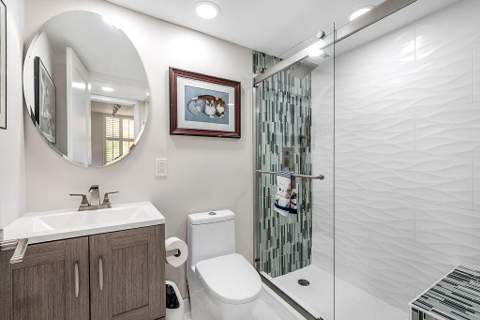 985 SE 19th Avenue #203, Deerfield Beach FL - photo 9 of 44