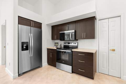 2312 NW 67th Drive, Boca Raton FL - photo 12 of 57