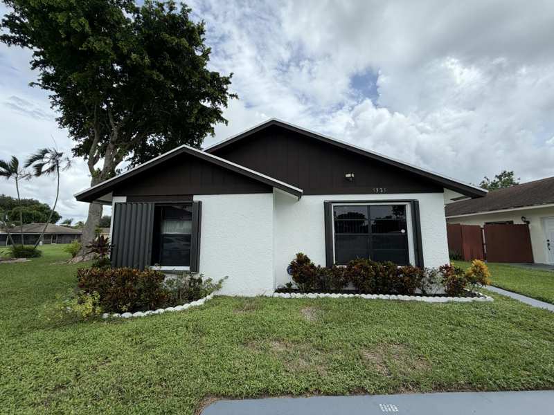 3 bedroom Single Family Residence at 5325 Bonky Court, Garden Hills Unit Three, West Palm Beach — photo 1