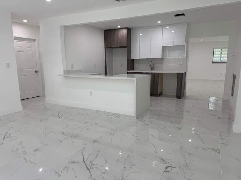 4 bedroom Single Family Residence at 1031 NW 10th Avenue, Lauderdale Manors Add, Fort Lauderdale — photo 3