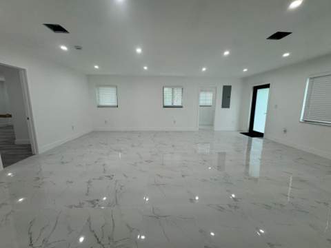 1031 NW 10th Avenue, Fort Lauderdale FL - photo 12 of 24