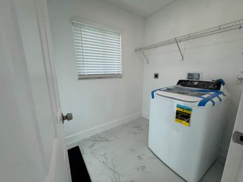 1031 NW 10th Avenue, Fort Lauderdale FL - photo 19 of 24