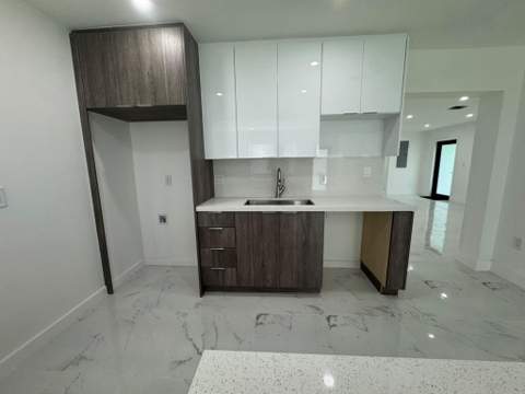 1031 NW 10th Avenue, Fort Lauderdale FL - photo 20 of 24