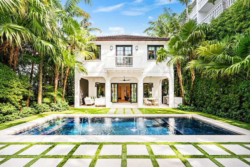 5 bedroom Single Family Residence at 412 Brazilian Avenue, Royal Park, Palm Beach — photo 1