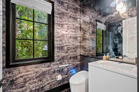 412 Brazilian Avenue, Palm Beach FL - photo 17 of 41