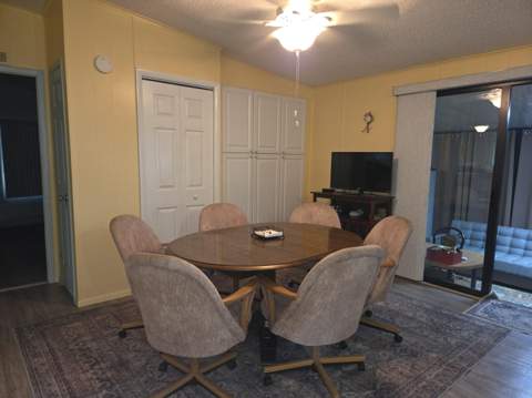 7701 SE Shenandoah Drive, Hobe Sound FL - photo 9 of 36