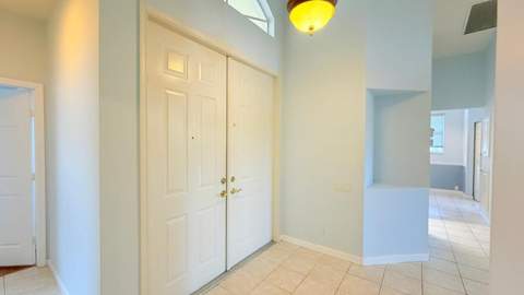 432 NW Sunview Way, Port St. Lucie FL - photo 11 of 58