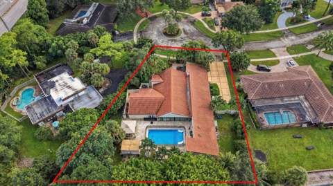 6555 Serena Lane, Boca Raton FL - photo 6 of 32