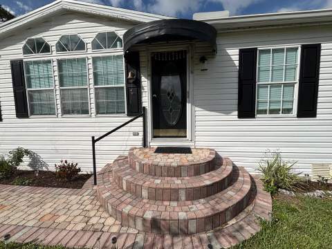 4361 1st Court, Lantana FL - photo 6 of 54