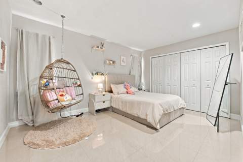 6555 Serena Lane, Boca Raton FL - photo 17 of 32