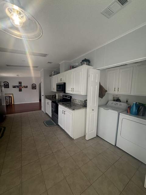 4361 1st Court, Lantana FL - photo 20 of 54