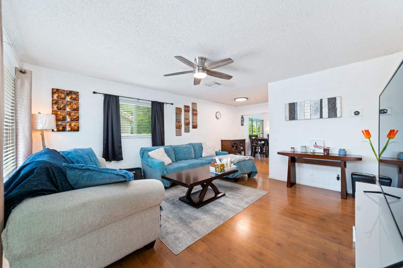 2 bedroom Single Family Residence at 6735 NW 62nd Street, Mainlands Of Tamarac Lakes, Tamarac — photo 5
