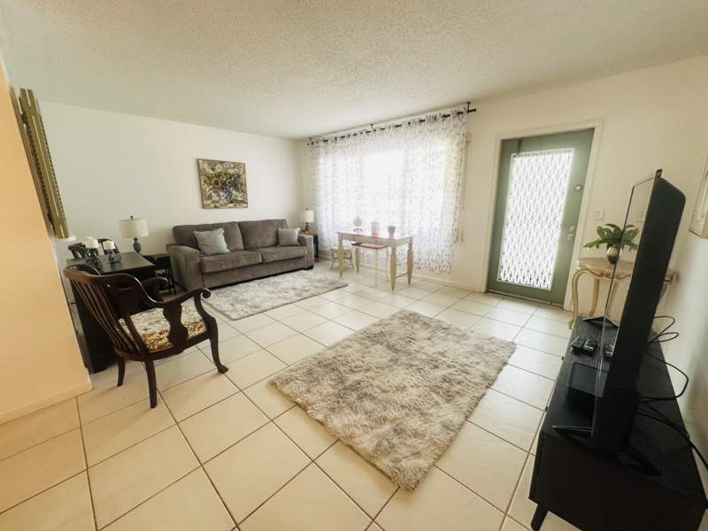 1 bedroom Condominium at 2031 Durham B, Durham B Condo, Deerfield Beach — photo 2