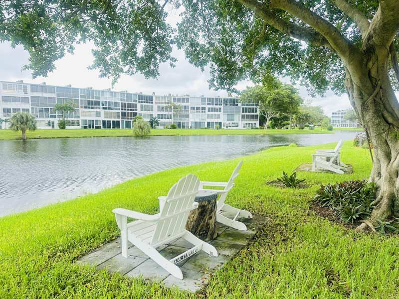 1 bedroom Condominium at 2031 Durham B, Durham B Condo, Deerfield Beach — photo 1