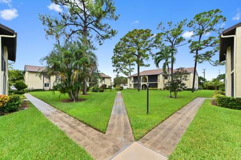 3531 Long Pine Court #B-1, Greenacres FL - photo 17 of 25
