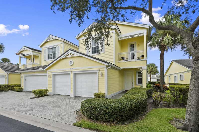 3 bedroom Townhouse at 1507 Mariner Bay Boulevard, Mariner Bay, Hutchinson Island — photo 1