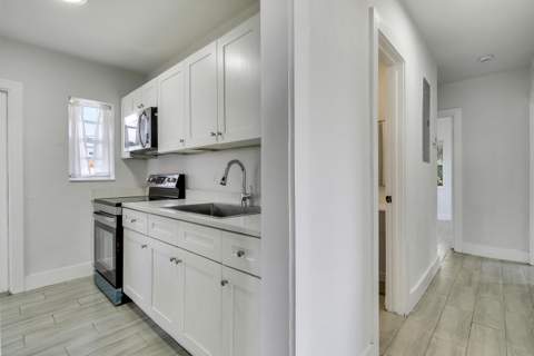 400 W 15th Street, Riviera Beach FL - photo 12 of 34