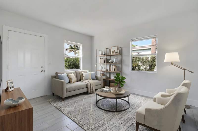 3 bedroom Single Family Residence at 400 W 15th Street, Blue Heron Park 4, Riviera Beach — photo 2