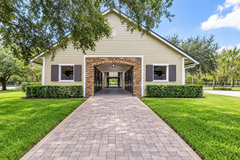 7 bedroom Single Family Residence at 14366 Belmont Trace, Saddle Trail Park Of Wellington, Wellington — photo 3