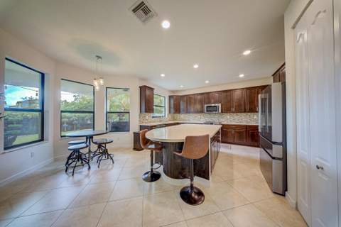 8832 Sea Chase Drive, Lake Worth FL - photo 9 of 45