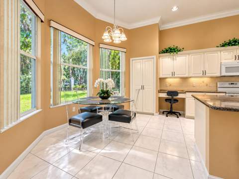 6435 Emerald Breeze Way, Boynton Beach FL - photo 6 of 17