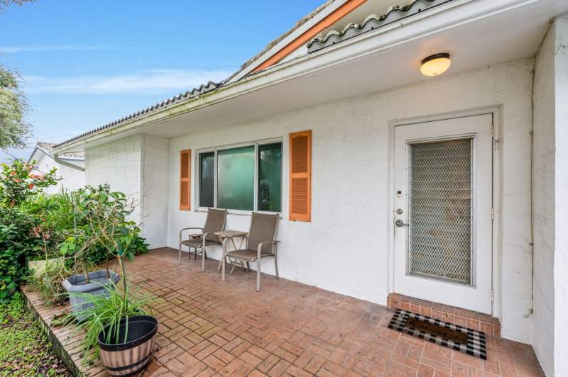 2 bedroom Single Family Residence at 1171 NW 89th Avenue, Lauderdale West 3 Sec, Plantation — photo 4