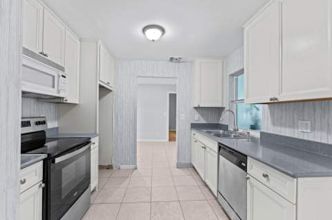 1171 NW 89th Avenue, Plantation FL - photo 14 of 41