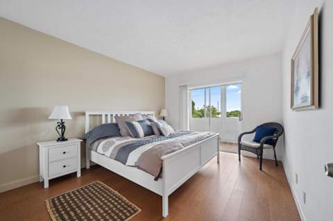 2381 Sunset Avenue #306, Lake Worth Beach FL - photo 8 of 20