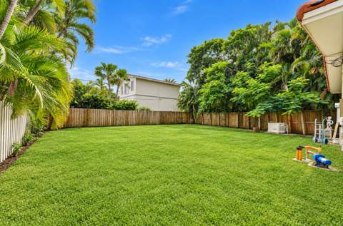 707 NW 24th Street, Wilton Manors FL - photo 6 of 29