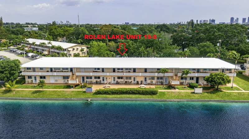 1 bedroom Stock Cooperative at 900 SW 10th Terrace #19S, Rolen Lake Gardens Co-Op, Hallandale Beach — photo 1