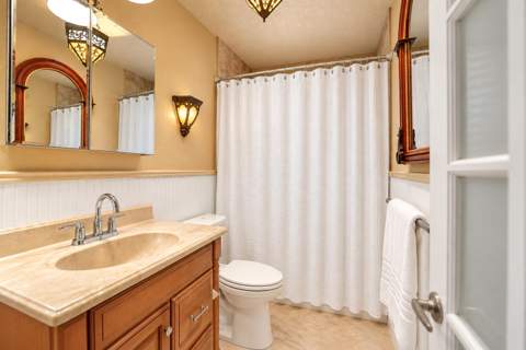 707 NW 24th Street, Wilton Manors FL - photo 24 of 29