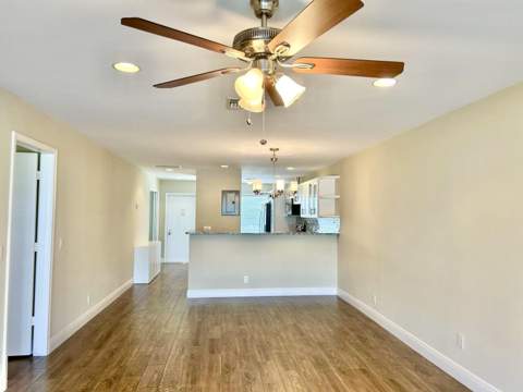 2811 SW 15th Street #202, Delray Beach FL - photo 12 of 35