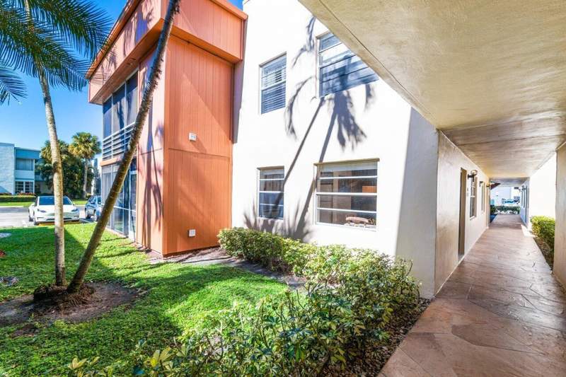 2 bedroom Condominium at 196 Piedmont E, Kings Point Piedmont Condos, Delray Beach — photo 3