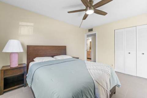 196 Piedmont E, Delray Beach FL - photo 15 of 31