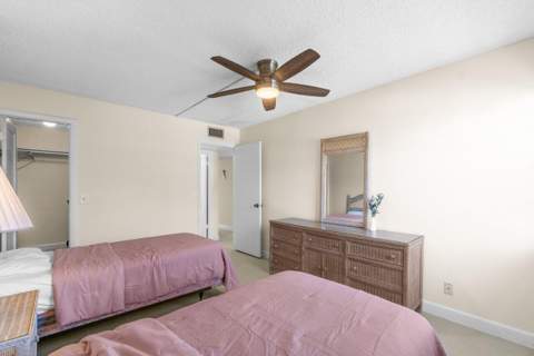 196 Piedmont E, Delray Beach FL - photo 18 of 31