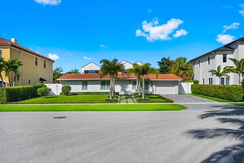 3 bedroom Single Family Residence at 881 NE 4th Avenue, Boca Villas Sec C, Boca Raton — photo 2