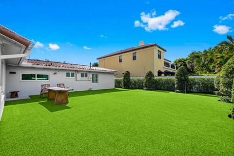 881 NE 4th Avenue, Boca Raton FL - photo 21 of 23