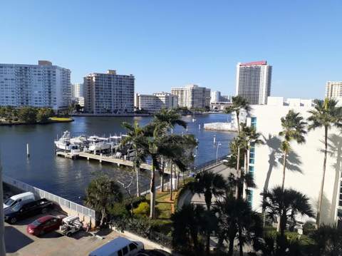1965 S Ocean Drive #4H, Hallandale Beach FL - photo 11 of 18