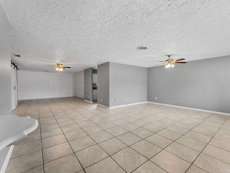 3 bedroom Single Family Residence at 306 Riomar Drive, River Park Unit 2, Port St. Lucie — photo 4