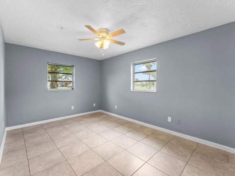 306 Riomar Drive, Port St. Lucie FL - photo 11 of 43