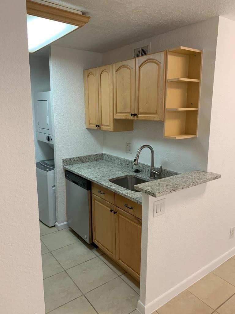 2 bedroom Condominium at 9916 Twin Lakes Drive #33-C, Lakewood Village, Coral Springs — photo 1