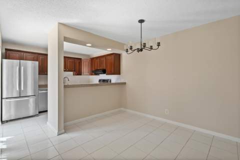 6051 SE Riverboat Drive #821, Stuart FL - photo 9 of 24