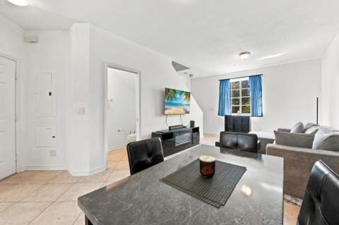 141 NW 2nd Avenue #7, Hallandale Beach FL - photo 12 of 50