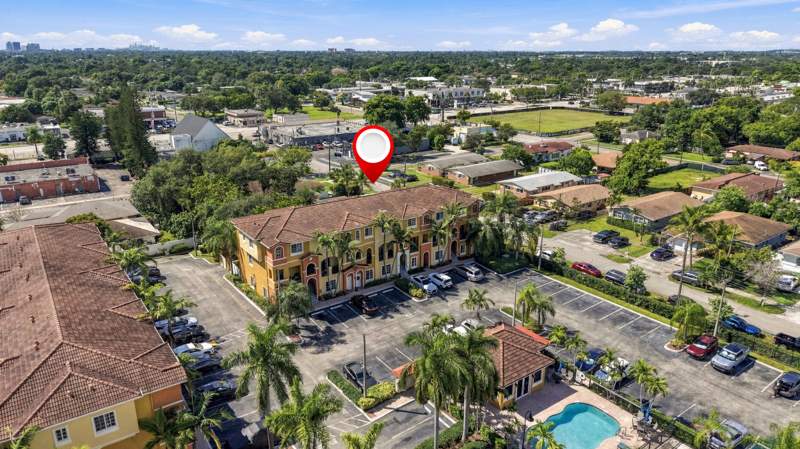 2 bedroom Townhouse at 141 NW 2nd Avenue #7, Highland Park Village Condo, Hallandale Beach — photo 5
