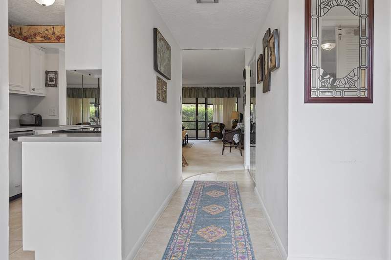 2 bedroom Villa at 3647 Willa Way #A, Villas Of Willow Bend, Lake Worth — photo 2